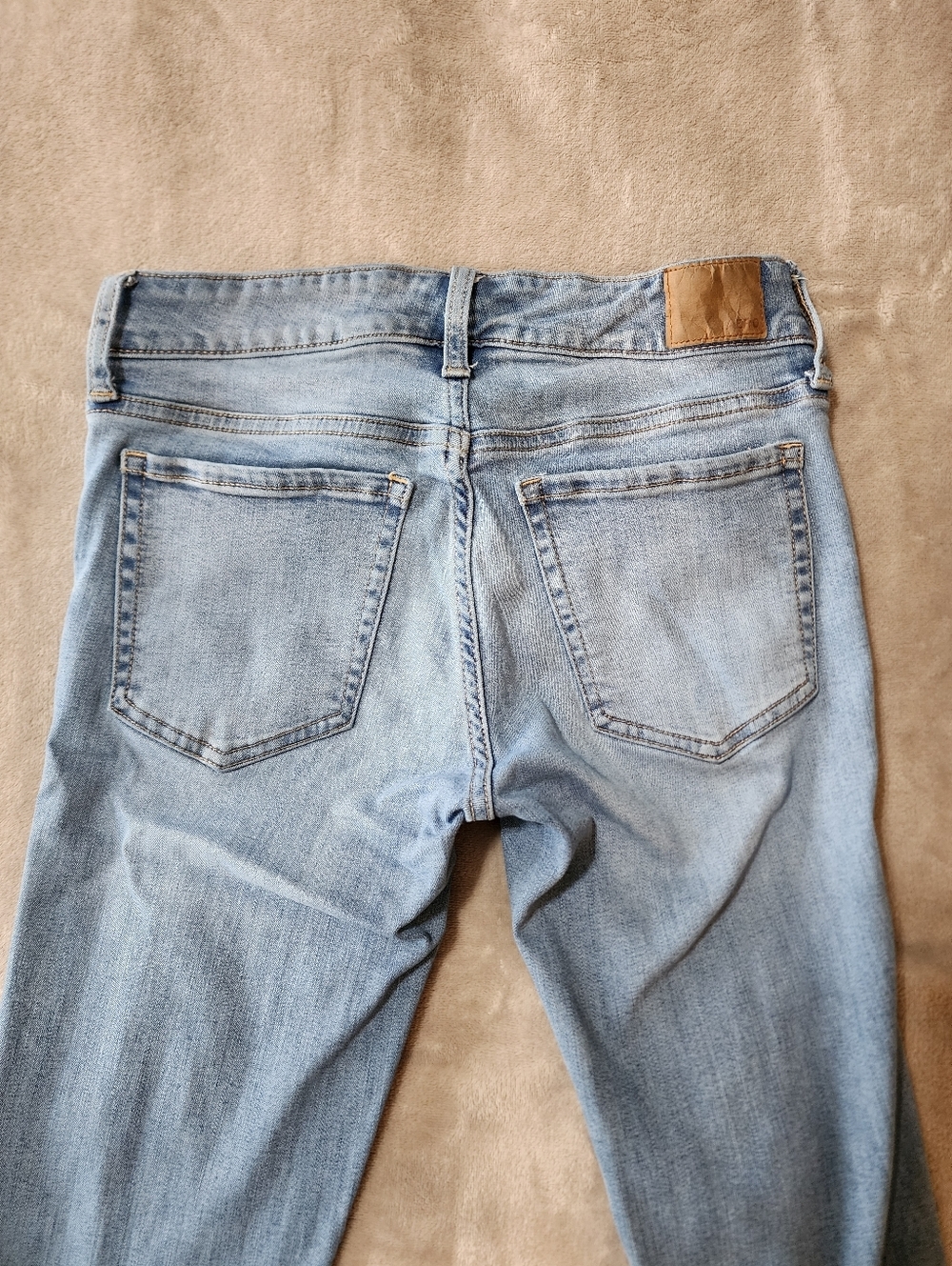 Aéropostale Low Rise Jegging Jeans | 4 | Distressed - Picture 8 of 9